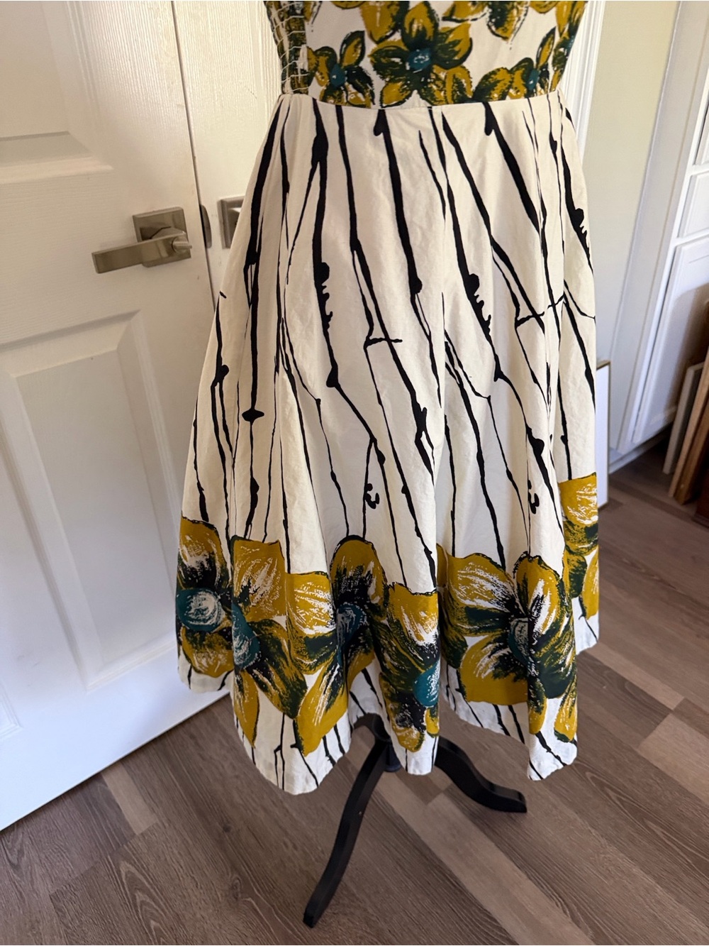 Halter Chartreuse Floral Midi Dress in White, Mustard & Green artsy style - Picture 2 of 12